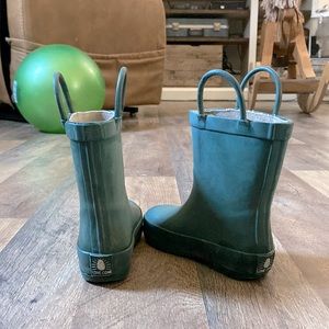 LONECONE Natural Rubber Rain Boot with matte finish. Toddler